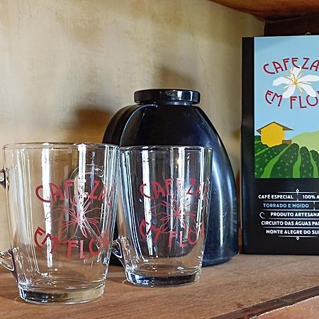Готель Cafezal Em Flor Turismo E Cafes Especiais Монті-Алегрі-ду-Сул Екстер'єр фото